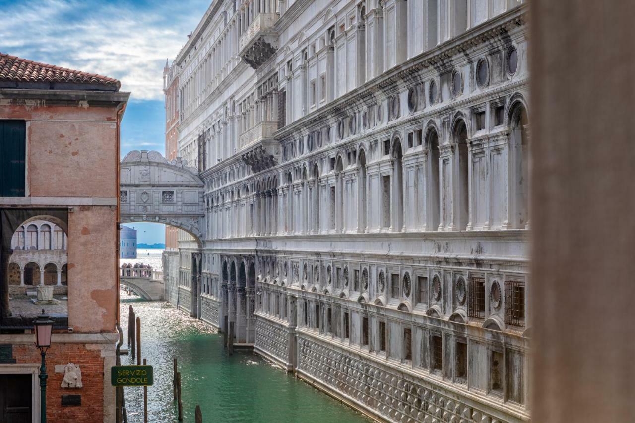 Bridge Of Sighs Luxurious Apartment Veneţia Exterior foto